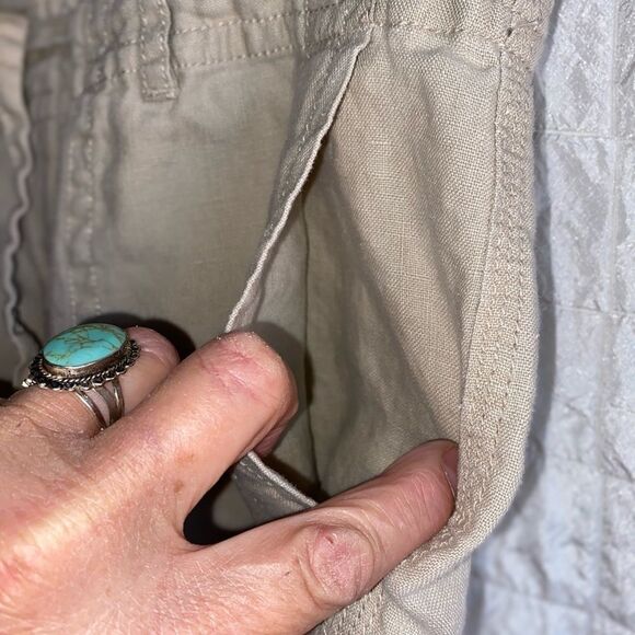 LIZ CLAIBORNE Liz wear khaki linen drawstring 4 pocket shorts - Picture 9 of 16